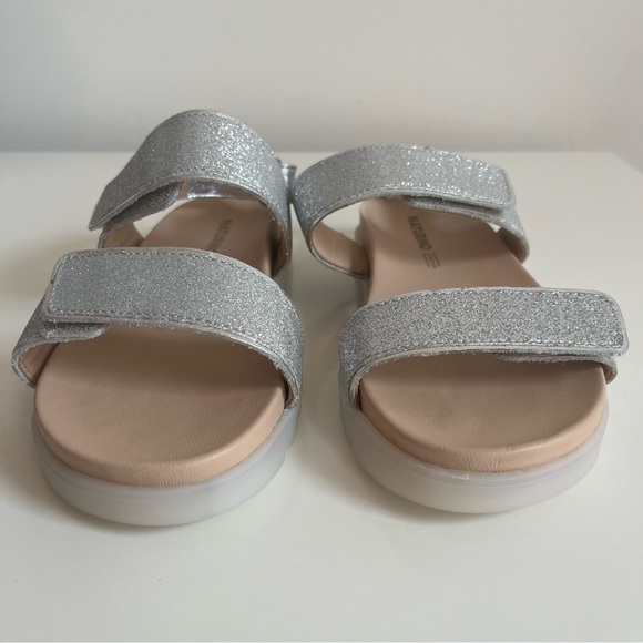 Naturino Jemes NEW SILVER GLITTER LEATHER SANDALS size 2.5-3 Little Girl - Picture 7 of 14